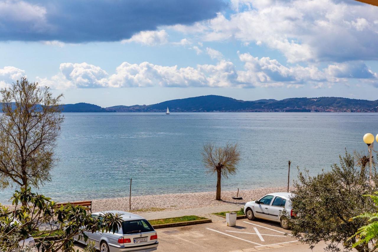 Apartamento Mare-More Studio W Balcony And Beach Front And View Zadar Exterior foto